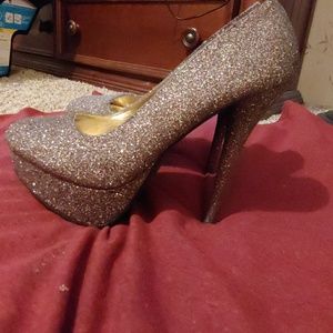 Charlotte russe glittery pumps